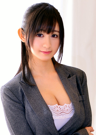 Moa（動画配信会社経理部勤務）
