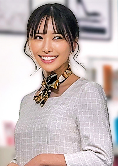 美容部員K