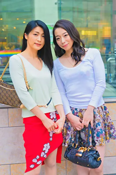 池袋で待ち合わせして肉食系遊び人のおばさん2人組と合コン！！ワンレンあいさん48歳とミニスカまどかさん48歳