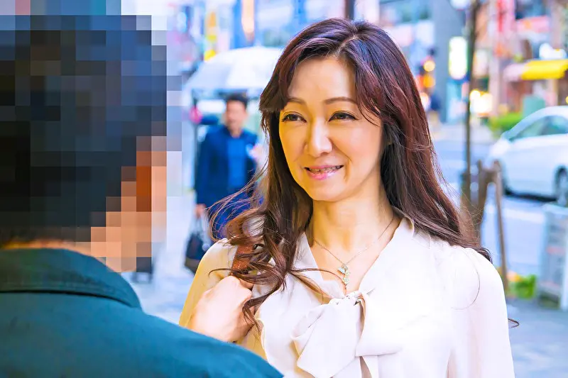 五十路越え熟女に初アナル ゆみえさん55歳【保険のセールスレディ編】