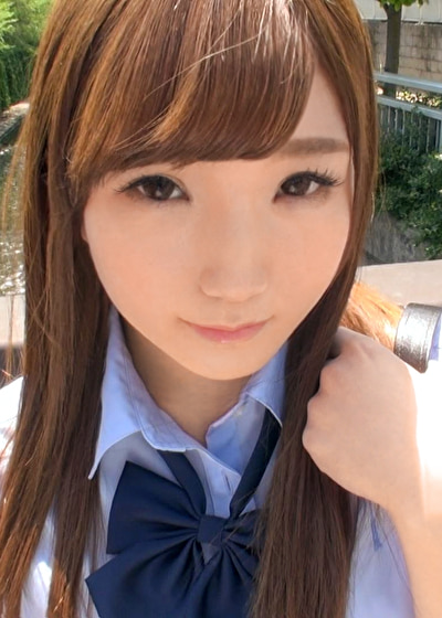 制服の中のE いろはちゃん 10