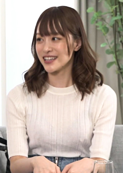 宅飲みしていた若くて美人なママ友が泥●したので妻にバレないように生チンポ挿入させて頂きやした。