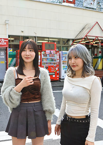 「ほら、うちらにケツ穴犯されて女の子みたいにイっちゃいなよw」美少女ドSビッチの2人が街で見つけたM男クンを逆ナン＆逆レ●プ（2）