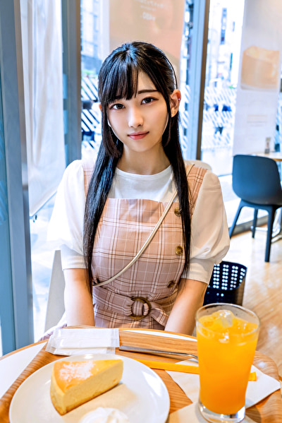 顔出し！素人女子大生！脱いだら天然Gカップ1年生 りおちゃん 純粋19才にもも色ぷっくり乳輪巨乳の逸材！乳ま●こで初パイズリ。膣奥突かれて激イキ痙攣！