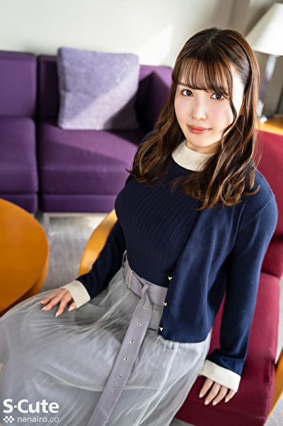 しおり（20）Gカップ巨乳を揉みまくりSEX