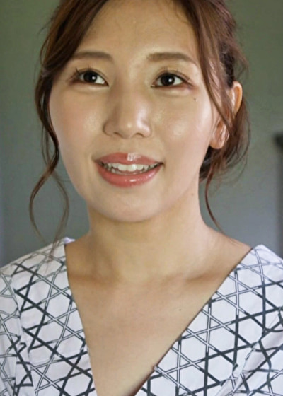 とある温泉宿でアブノーマルな甘美な快楽に堕ちて行く美熟女!