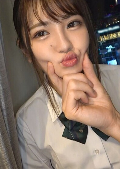 【「すっごい幸せなエッチ･･･」ウブなJ●が門限破って初中出しエッチ】少女と女性の狭間で揺れ動く等身大J●と初デート！川●海●似の清楚なルックスで逆ナンするほど積極的なのにピュアでウブな反応が超カワイイ！人生初めての生チ●ポに多幸感たっぷり精子もたっぷり注ぎ込む！