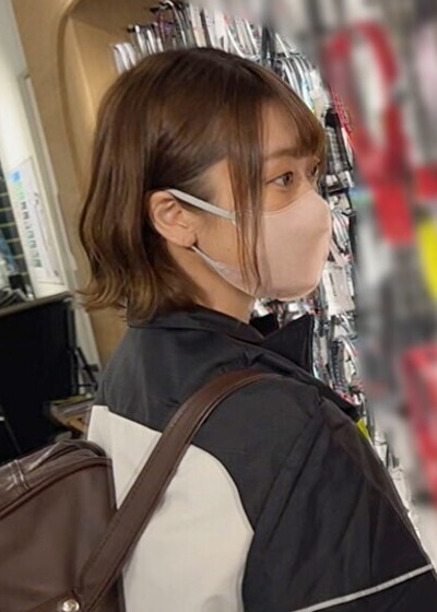 りお（18）テニス部【現○の高○3○生】【じゅっぽり吸引フェラ】【初精子テイスティング】【部活で鍛えた肉体】【セルフピストン】【ゴム外しで無許可中出し】