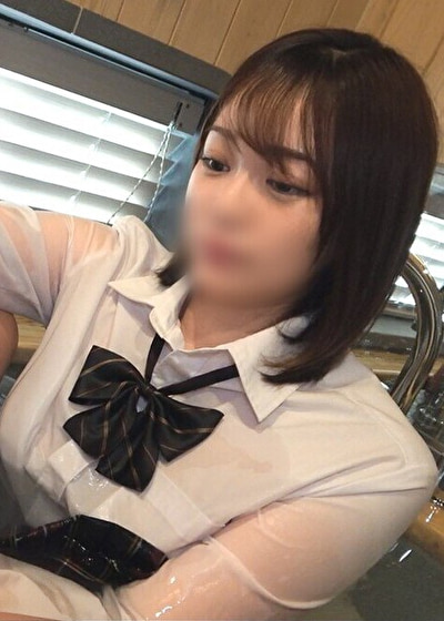 【まき（19）・強くてカワイイ空手女子と遠隔ローター散歩デート♪弱点ガン突き中出しで疲れたカラダを癒すローション風呂でもう一戦！】《制服彼女とおじさん彼氏のえちらぶ記録》