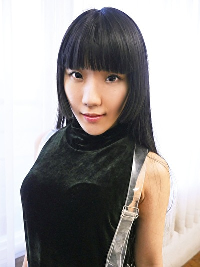 いちご 22歳 人妻