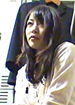  万引きで捕まったクセにプライドが高くて 意地を張る気な美人は 世間体や自分の評判を気にして、通報しない事を条件に事務所の密室で店長との性行為を拒まない。