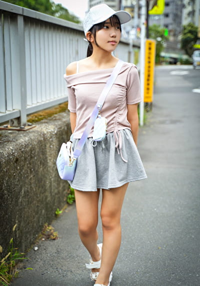 ≪夢遊秒105≫可愛くてウブ、SEXの才能がありすぎる女。痙攣、白目、ヨダレ晒してイキまくる。潮吹きで水たまりを作る快感に弱い女子宮破壊マーキング