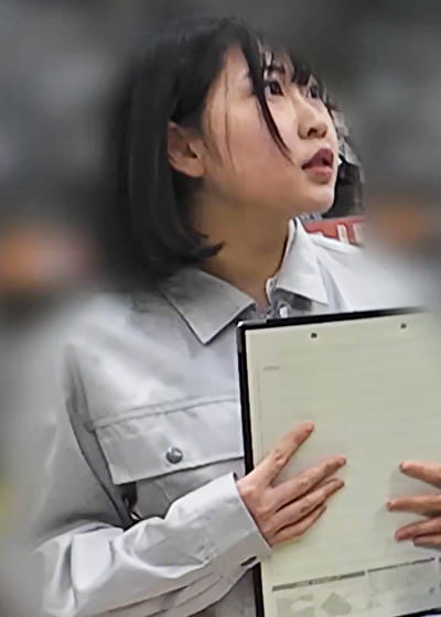 ≪夢遊秒122≫現場女子/つなぎの似合う素朴な子 ホームセンターに潜む罠、教えたがりオジサンに騙され中出しされる新人の洗礼。