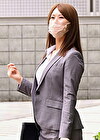 スーツ女スレンダー