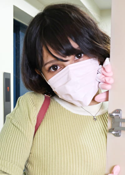 黒髪ハーフ女