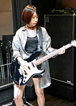 【素人・中出し】バンド女