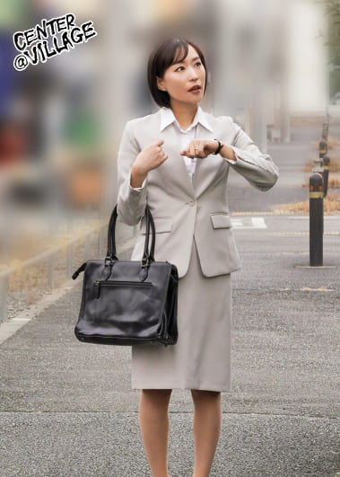 人妻OL通勤電車で辱められた日々 古村えりか 三十六歳