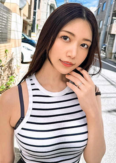 下心がエグイ美人あざと人妻【なみ/28】若い男のエキス欲しさにガンガンやりまくって摂取する! 下心がエグイ美人あざと人妻【なみ/28】若い男のエキス欲しさにガンガンやりまくって摂取する!