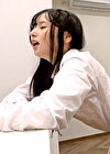 【入り浸り娘】塾とかサボるくせに家事はやってくれる家庭的な子。彼氏がいるのにそんな無防備な姿晒して...ついにちんイラ爆発『え、撮らないでよ。』嫌々だったけど奥まで突くたびよがる彼女に中出しした。しずく