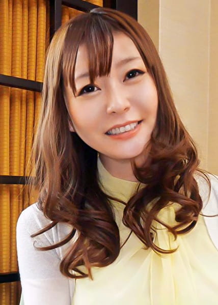 かすみさん 38歳 元モデルのGカップ奥さま