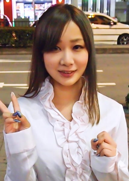 さやかさん 20歳 女子大生 【ガチな素人】