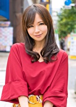 【素人・人妻】人妻をアンケートナンパして車両でイタズラ。その後シティホテルへみイカセまくりSEX あやねさん（26歳）清楚なスカートの内側にはエロエロな羽付きTバック！ 美白なお尻を突き上げながら実は小悪魔的な痴女キャラが潜む！男を舐めまわしてご満悦！エロカワな若奥様！