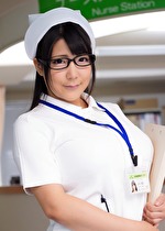 【素人・人妻】爆乳パイズリ看護師 真央さん 28歳