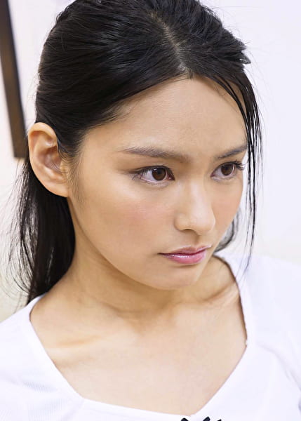 生まれて初めての人妻風俗面接 夫に内緒だけど欲求不満な若妻と講習中に絶対発射してはイケない技術講師の店長とのせめぎ合い! 黒瀬萌衣