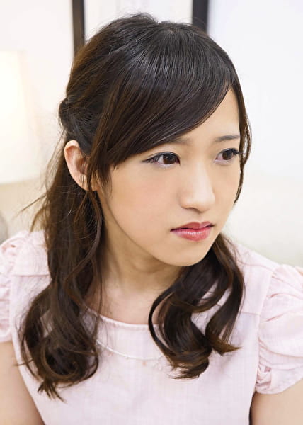 生まれて初めての人妻風俗面接 夫に内緒だけど欲求不満な若妻と講習中に絶対発射してはイケない技術講師の店長とのせめぎ合い! 姫乃ひな