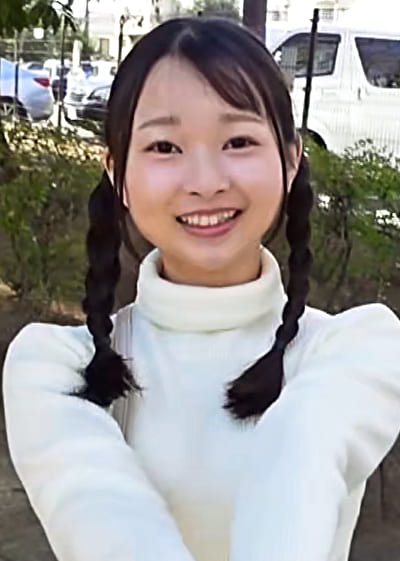 あ～神様！これは幻なのか！？それとも現実なのか･･･妖精のように現れた女の子が可愛くて名前も聞かずに初めて中に出してしまった･･･美少女中出し性交