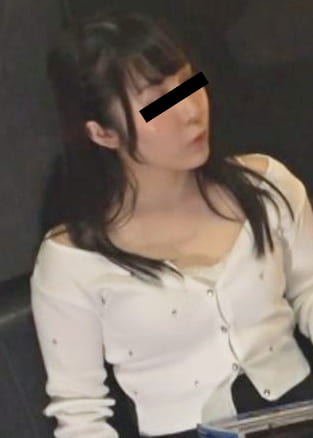 ヒトカラ人妻 白昼のカラオケBOX意識混沌性交