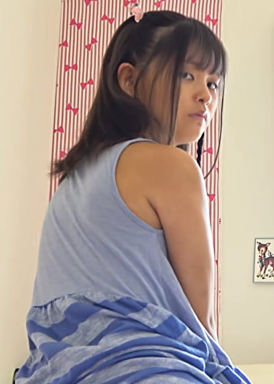 日焼け跡が残る連れ子がドンピシャリ ゆら145cm