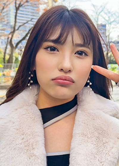 昼間の公園に似つかわしくない穴あきセクシー洋服で見られまくりwwセフレに約束すっぽかされて部屋飲み即お持ち帰りチョロマン爆乳メチャシコお姉さんはずきちゃん27歳