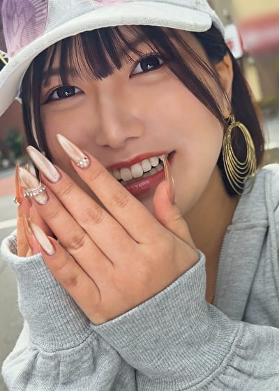 路上ナンパですぐにお出来ちゃって飲むと速攻ハメれる超尻軽ww友達や彼氏と遊びすぎて金なし→バイトしまくりで留年しちゃった金欠むちむちマゾJD あかりちゃん 23歳