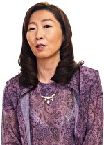 【初脱ぎ】ちひろ 54歳・人妻