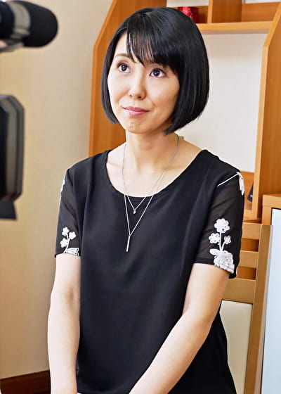 【三十路】えま 37歳（初脱ぎ・神奈川県在住・声優） Ema （Age 37）