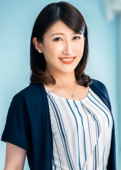 清楚に見えても頭の中はスケベなことばかり!卑猥なデカ乳首がチャームポイントの巨根好き妻と種付セックス!