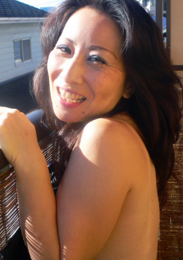 【人妻伝 午後の奥様 秘密の情事】ワケあり奥様 癒されたいのっ！ 西山久美44歳