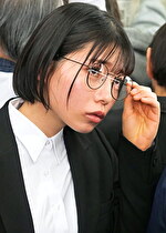 敏感（恥）巨乳羞恥2025 推定Hカップ／地味メガネ就活生