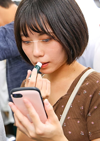 乳首開発電車 敏感お漏らし微乳女 Ver.3