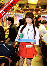 【AIリマスター】パチンコ店で助けを求めても気づかれずイカされた敏感コーヒーレディ