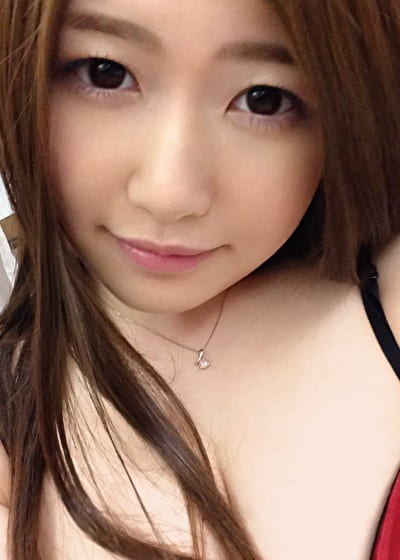 なぎさ 21歳 カフェ店員