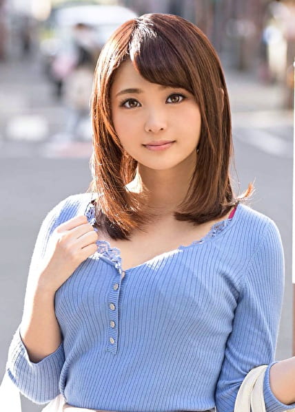 Rさん 24歳 人妻