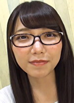 清純そうなJ●がウラで魅せる淫乱ビッチなオンナの顔 ユイ