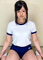 むちむちデカ尻 神 春川莉乃 美少女やぽっちゃり娘にピチピチ＆を着せ、ハミパン、ムレムレワレメを毛穴まで見えるほどの超ドアップ接写！さらに尻コキ、着衣お漏らし放尿やぶっかけ、生中出し等好きに送る完全着衣フェチAV