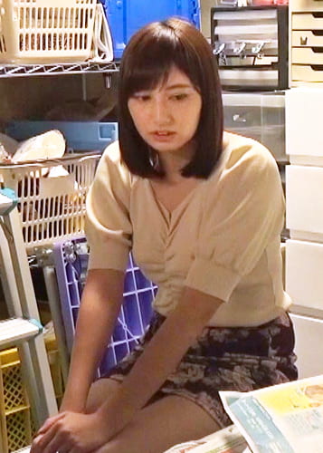 万引き スーパーの人妻たち 引に責められイク変態妻