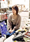万引き スーパーの人妻たち 剛毛マン毛のスレンダー巨尻妻