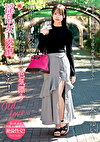 十年ぶりに再会した清楚だった同級生は色気漂う淫乱女に変貌していた！ 天馬ゆい
