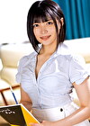 清楚な美大生の悲劇！？課題のヌードモデルを兄と父にお願いしたら勃起が収まらずそのまま3P連続中出し！？ 虹村ゆみ