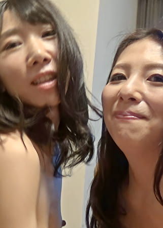 綺麗なお姉さんが素人女子をレズナンパ 3